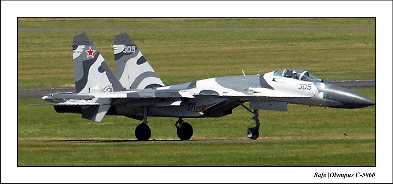 2005 - 06 - Su 27 - 10.JPG